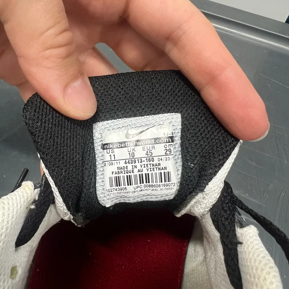 Nike Black and White Free Waffle Sneakers - Picture 5 of 5